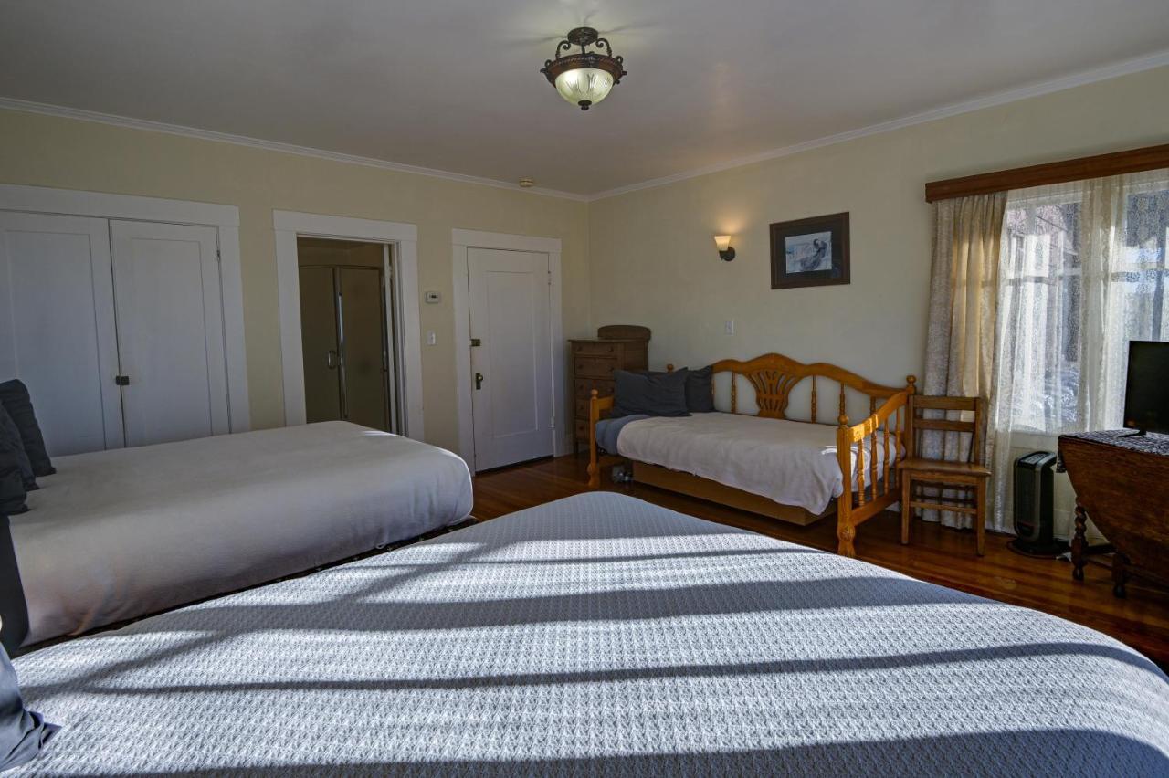 The Captains Quarters Fort Bragg Exteriér fotografie