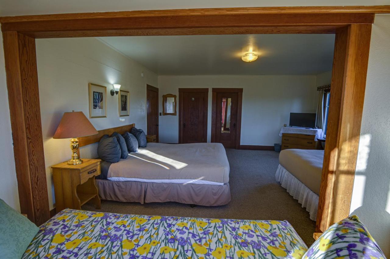 The Captains Quarters Fort Bragg Exteriér fotografie