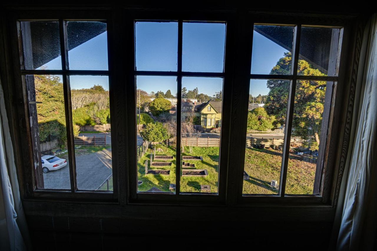 The Captains Quarters Fort Bragg Exteriér fotografie