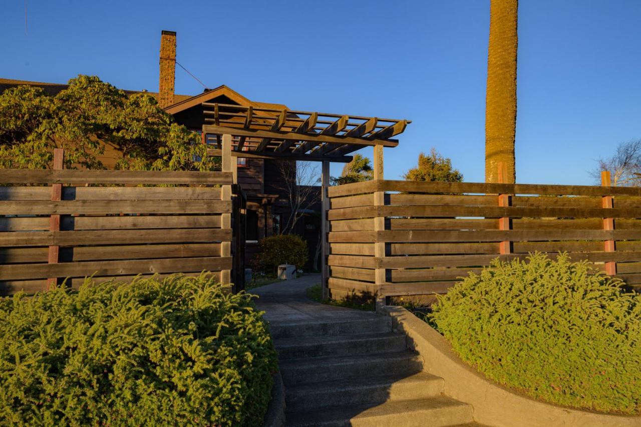 The Captains Quarters Fort Bragg Exteriér fotografie